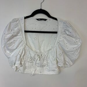 Zara Womens Blouse Size XS White Eyelet Milkmaid Babydoll Boho Feminine Festival
